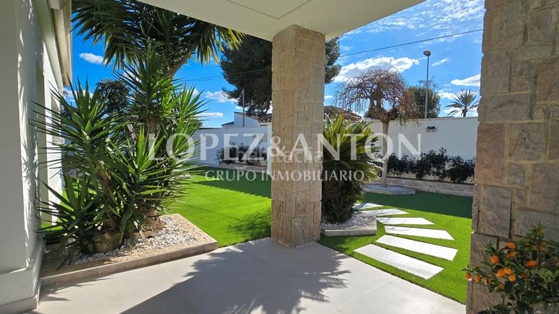 Foto d0e30f2e-f191-44ac-95f3-5bad98cae38d. Chalet con riscaldamento parcheggio piscina in El Paraíso-Los Almendros Eliana (l´)