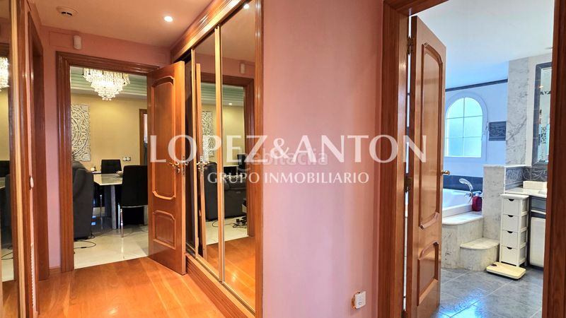 Foto f66022ed-30d0-4ac5-98e9-649a27ff6a9f. Chalet with fireplace parking pool in Benaguasil