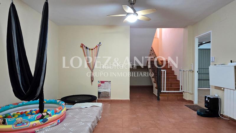 Foto c12d8fd6-0a43-4977-9a23-aaaf06c9cbf4. Chalet mit kamin heizung parking pool in El Paraíso-Los Almendros Eliana (l´)