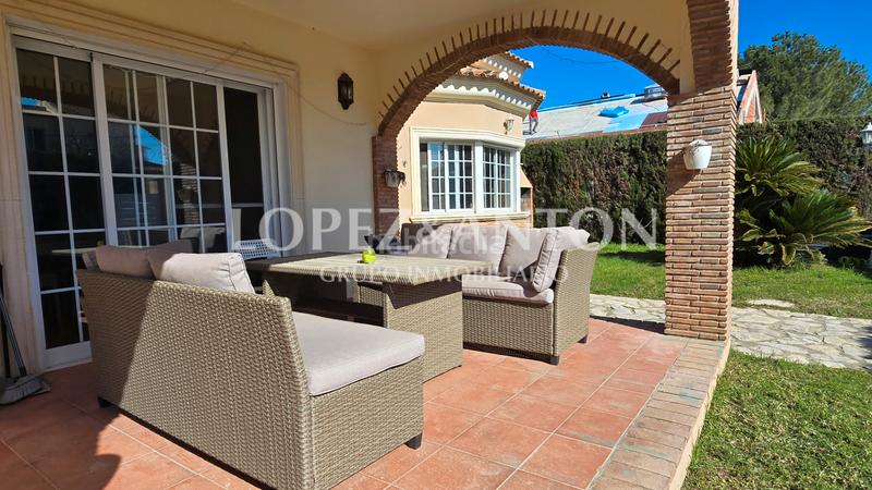 Foto 84225003-caac-4f47-9b71-0e426f50ba09. Chalet avec cheminée chauffage parking piscine dans Eliana (l´)