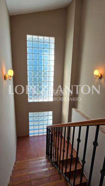 Foto abe912f9-464e-401f-ac17-ecd924e46ce5. Chalet avec cheminée chauffage parking piscine dans Eliana (l´)