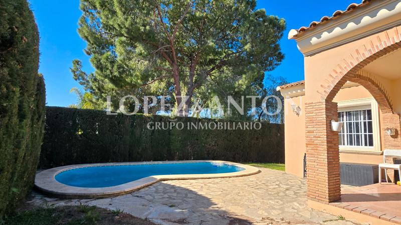 Foto 40fcc2ca-7e63-4457-a742-4af13f6a5dc4. Chalet en El Paraíso-Los Almendros Eliana (l´)