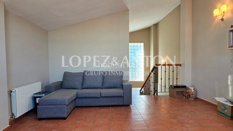 Foto 9cc08312-b353-4239-8a55-623488afcedc. Chalet con camino riscaldamento parcheggio piscina in Eliana (l´)