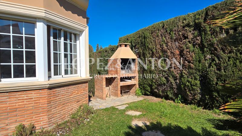 Foto 161fdde3-63ba-4f92-8845-19ea599992fe. Xalet amb xemeneia calefacció aparcament piscina a Eliana (l´)