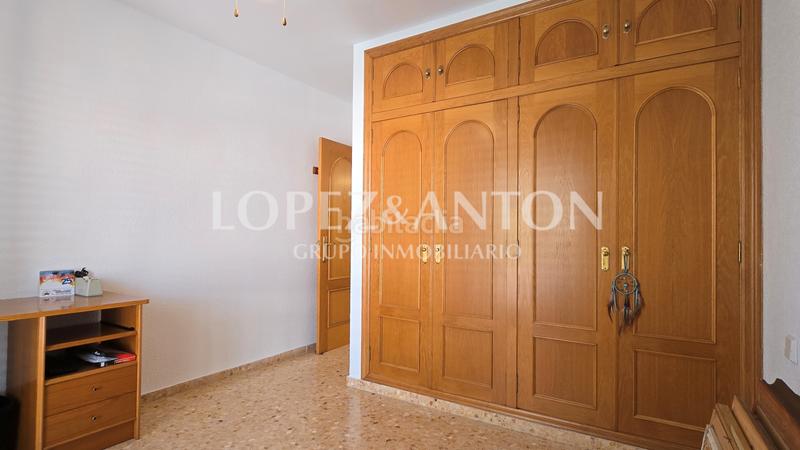 Foto fef7a764-ec9c-4aab-a6c1-ce6775c7b6ab. Chalet avec cheminée chauffage parking piscine dans Eliana (l´)