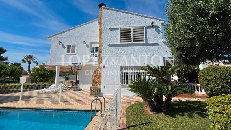 Foto 177d56bd-c55e-4e44-bf22-6ad62dcdb01e. Chalet con camino riscaldamento parcheggio piscina in Eliana (l´)