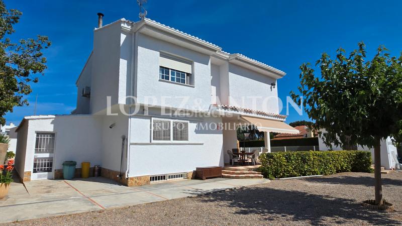 Foto 7af9edf7-9372-41f9-98ba-9b758ee1f2b6. Chalet con camino riscaldamento parcheggio piscina in Eliana (l´)