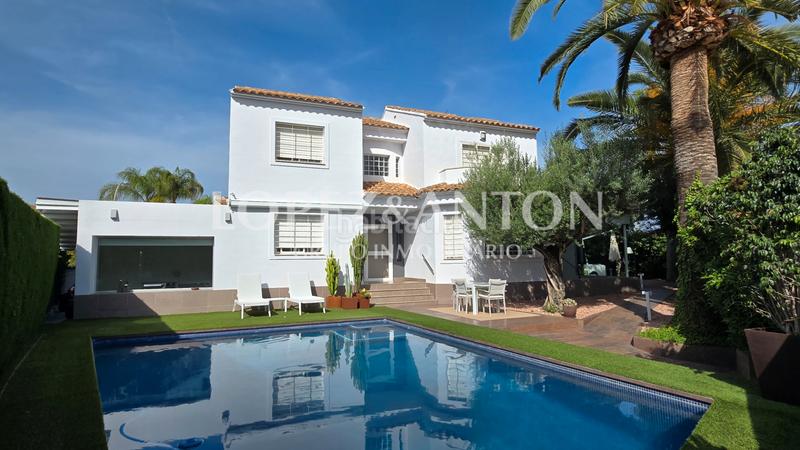 Foto 5819a9c5-cd14-4c1e-a0b6-3921450c4f81. Chalet en El Carme-Sant Agustí-Bonavista Eliana (l´)