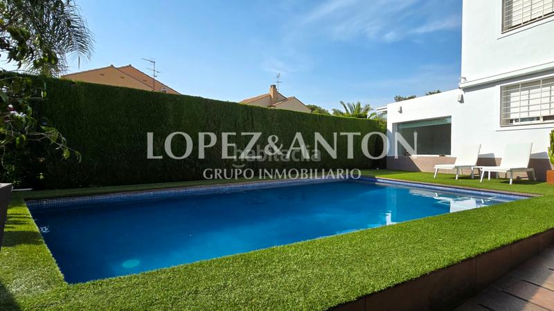 Foto d5f42374-4596-49ca-870d-2606760119f4. Chalet con riscaldamento parcheggio piscina in El Carme-Sant Agustí-Bonavista Eliana (l´)