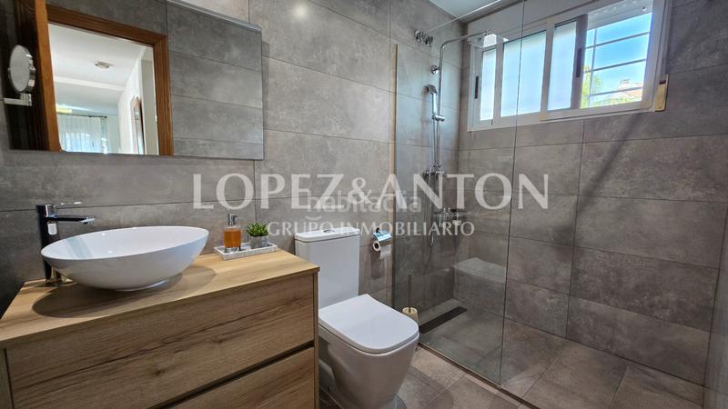 Foto 2090e44d-9222-475a-9b93-d620f0fa7c4c. Xalet amb calefacció aparcament piscina a El Carme-Sant Agustí-Bonavista Eliana (l´)