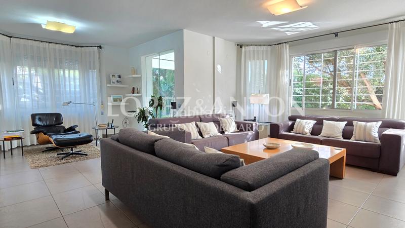 Foto bf1d9a03-ff6e-441e-8ca0-a9705c94ecd3. Xalet amb calefacció aparcament piscina a El Carme-Sant Agustí-Bonavista Eliana (l´)