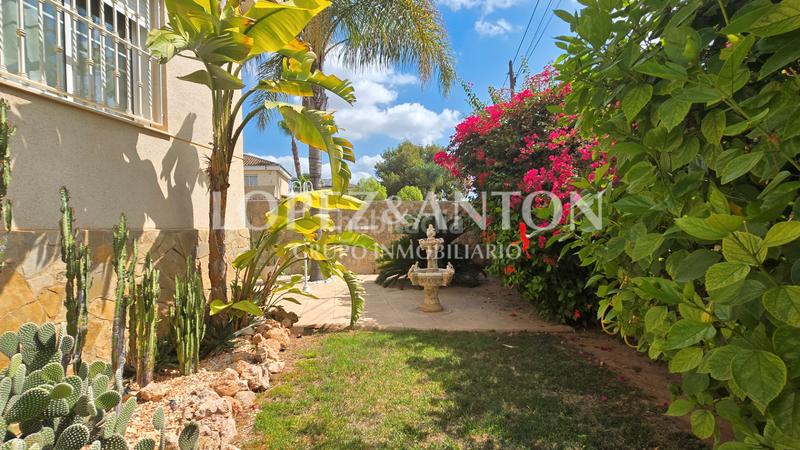 Foto 7b6e7b80-8be8-49d5-a80e-272d567d6879. Chalet mit heizung parking pool in Montealegre Eliana (l´)