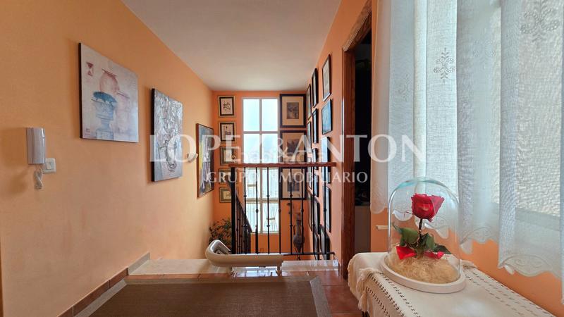 Foto 8c57e879-5ca8-4eaa-91ab-f950a532d432. Chalet mit heizung parking pool in Montealegre Eliana (l´)