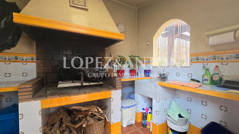 Foto 0c0074f8-2b1b-426b-8c25-8b4e85f5b2a1. Chalet avec chauffage parking piscine dans Montealegre Eliana (l´)