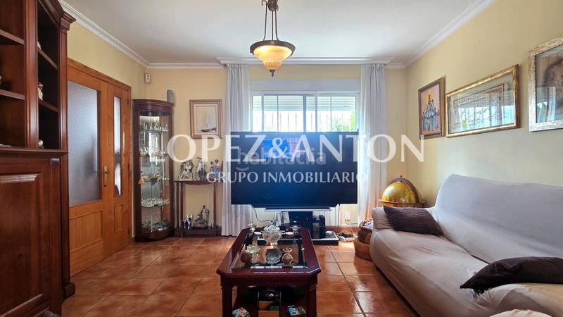 Foto 1cd8dd0e-4ad4-48fe-b8b9-b5b2ab410ce6. Chalet en Montealegre Eliana (l´)