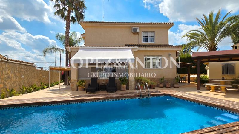 Foto 30ba7f58-4caa-4384-bc8e-460d628adca3. Chalet en Montealegre Eliana (l´)