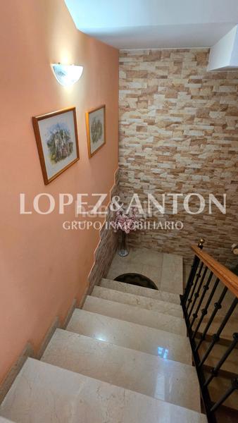 Foto 61296aea-3aba-4d0e-9f79-d4ce4d7f6d31. Chalet con riscaldamento parcheggio piscina in Montealegre Eliana (l´)