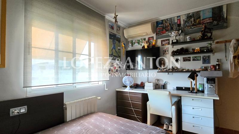 Foto e16c827c-a1b9-4bbf-b102-ddf0d75cbfaf. Chalet con riscaldamento parcheggio piscina in Montealegre Eliana (l´)