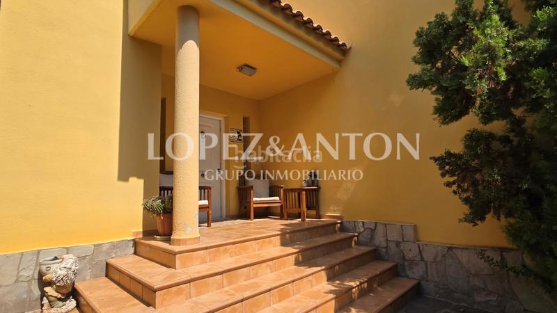 Foto 56711afd-e8ac-4854-bd56-86e6be4fdc04. Xalet amb xemeneia calefacció aparcament piscina a Eliana (l´)