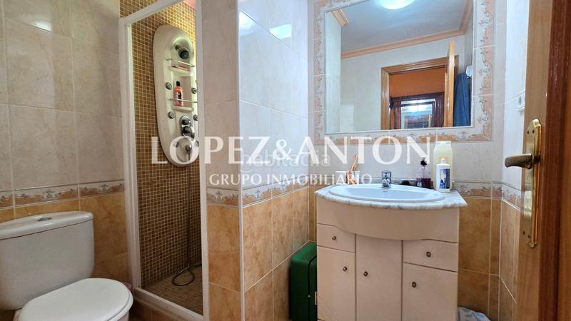 Foto 974e34e5-a5e8-4183-9d49-cee07fec2613. Xalet amb xemeneia calefacció aparcament piscina a Eliana (l´)