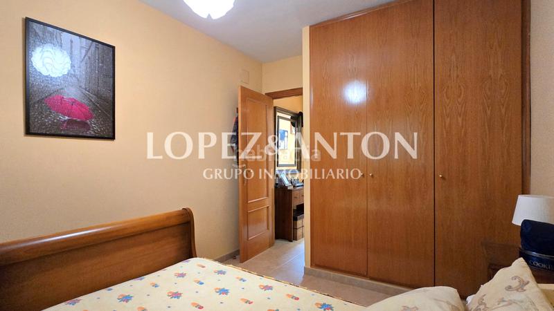 Foto b0dd5a0f-703c-4bfe-ba24-1c1f1c97e312. Xalet amb xemeneia calefacció aparcament piscina a Eliana (l´)