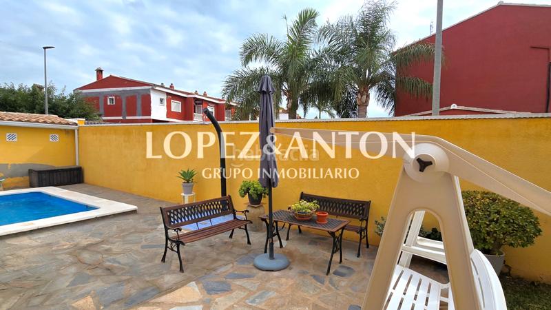 Foto 139eb0ff-ab13-446b-9b05-eaefc59d4a4b. Chalet with fireplace heating parking pool in La Conarda Pobla de Vallbona (la)