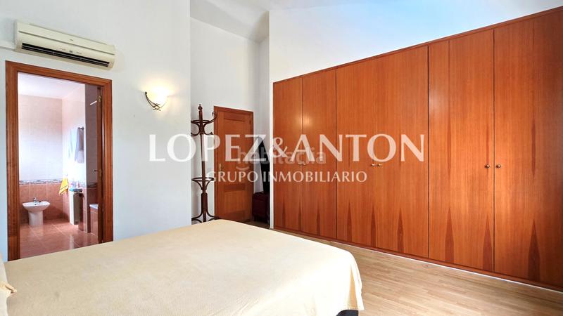 Foto 84c031bd-693d-4ee8-8658-ce25b8f2f13b. Chalet with fireplace heating parking pool in La Conarda Pobla de Vallbona (la)