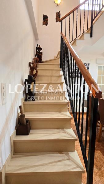 Foto c7b2ff53-90c9-4d01-ae85-146e0068b83d. Chalet en La Conarda Pobla de Vallbona (la)