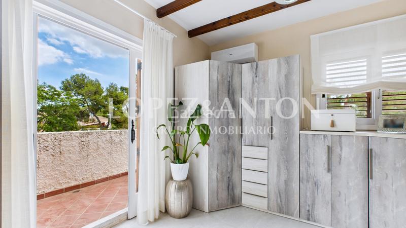 Foto 2a9ce3d5-3eea-4b93-9f4c-166096d7a184. Chalet with fireplace heating parking pool in Montepilar Eliana (l´)