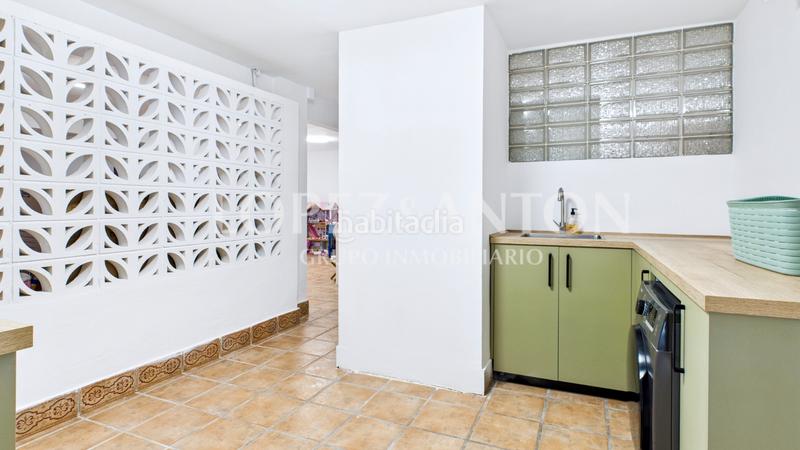 Foto 824ca738-1dc1-4659-a576-ff963810a111. Chalet with fireplace heating parking pool in Montepilar Eliana (l´)