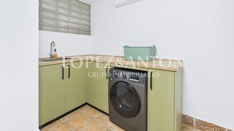 Foto 82ff6812-d20c-4800-9faa-f9bb2affc710. Chalet with fireplace heating parking pool in Montepilar Eliana (l´)