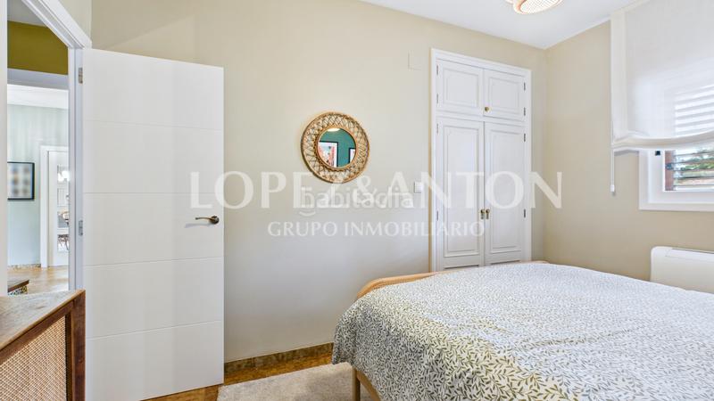 Foto acb0844c-eba9-49bd-a0b2-ddd5eff48447. Chalet with fireplace heating parking pool in Montepilar Eliana (l´)