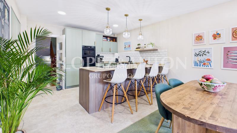 Foto 4fd322d9-8d54-4a89-aa6c-b7fd3308f632. Chalet en Montepilar Eliana (l´)