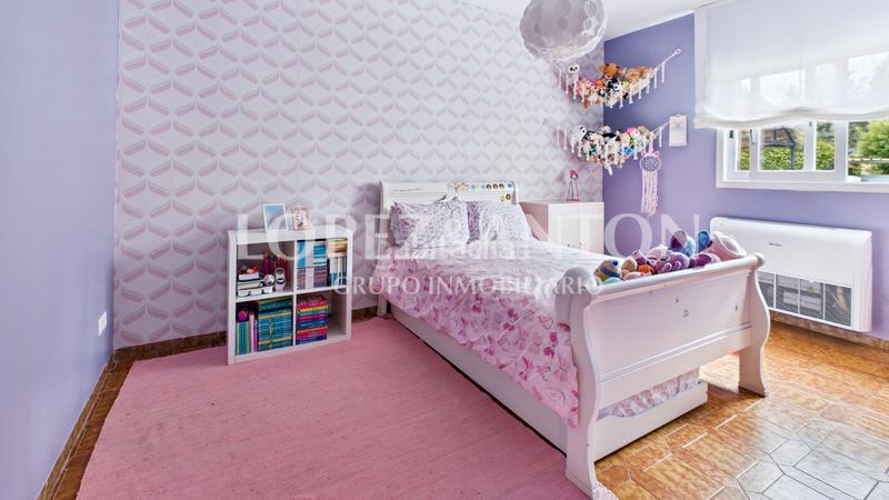 Foto d4784791-450c-4465-a3e9-abe0a4d159b8. Chalet en Montepilar Eliana (l´)