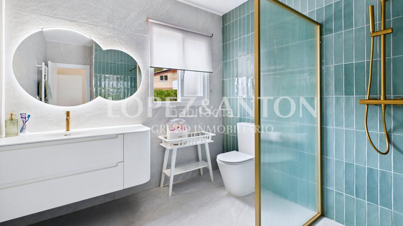 Foto cdc2e3ce-c707-4c91-abb7-683c2ea6e4b6. Xalet amb xemeneia calefacció aparcament piscina a Eliana (l´)