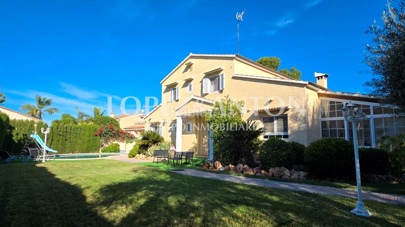 Foto 2658ce90-6b29-4f21-8ea1-e43e739e015f. Chalet mit heizung parking pool in El Carme-Sant Agustí-Bonavista Eliana (l´)