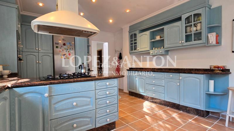 Foto 70246bf1-3fb4-42b3-8e1b-d69f315dc07c. Xalet amb calefacció aparcament piscina a El Carme-Sant Agustí-Bonavista Eliana (l´)