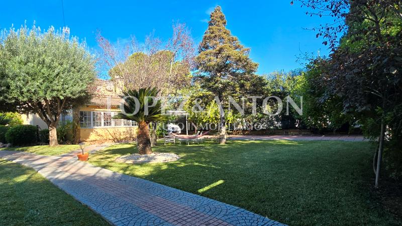 Foto 8d8e72ab-e41c-4024-891e-c224b09ca22c. Xalet amb calefacció aparcament piscina a El Carme-Sant Agustí-Bonavista Eliana (l´)