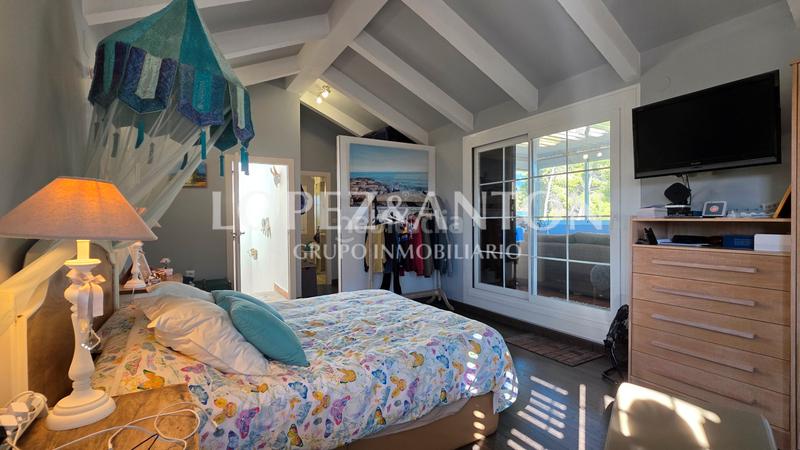 Foto b9f6d9ff-b554-420b-a2f4-c9d941a7c225. Chalet mit kamin heizung parking pool in Montepilar Eliana (l´)