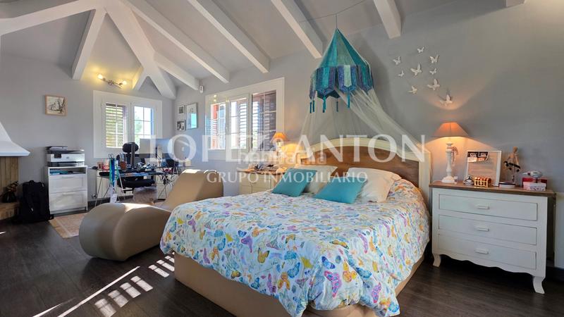 Foto 60720373-9c85-4b03-8d25-37990275a34e. Chalet with fireplace heating parking pool in Montepilar Eliana (l´)