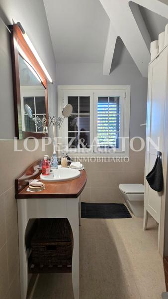 Foto 8520fb61-d964-4a47-bf2e-54fecf39f993. Chalet avec cheminée chauffage parking piscine dans Eliana (l´)