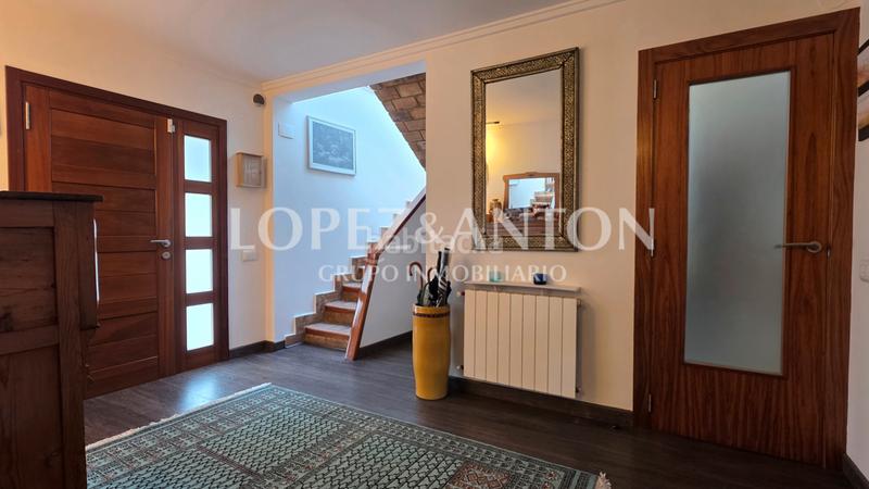 Foto 9bc6a247-17c3-4aee-afbd-7d8536255b84. Chalet avec cheminée chauffage parking piscine dans Eliana (l´)