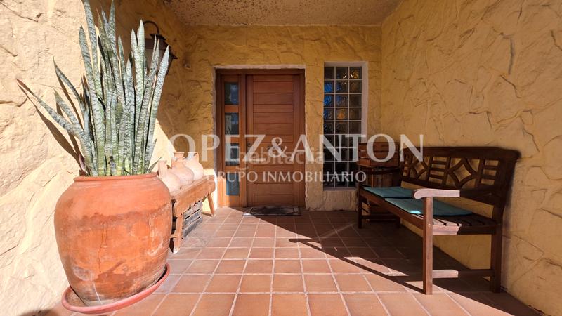 Foto dba25bd9-bec5-49fd-9ead-066660657080. Chalet en Montepilar Eliana (l´)