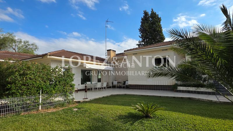 Foto 53560186-9e68-41de-afa7-be4f583885ca. Xalet amb aparcament piscina a Montealegre Eliana (l´)