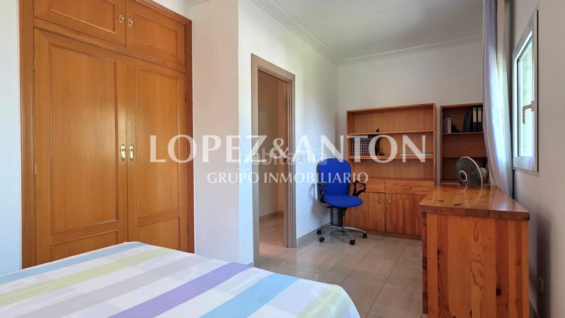 Foto b795c937-f2f2-40aa-8a9a-8b621fcfb726. Xalet amb aparcament piscina a Montealegre Eliana (l´)