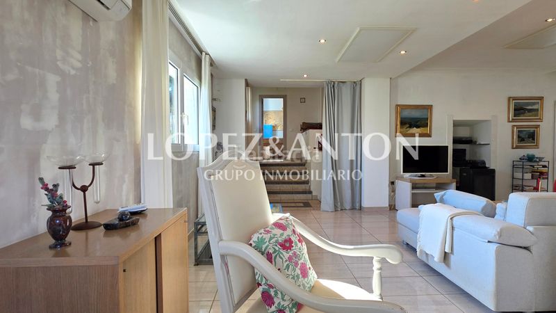 Foto d50d781a-3a73-41e7-9a39-db2ae8dd60c8. Xalet amb aparcament piscina a Montealegre Eliana (l´)