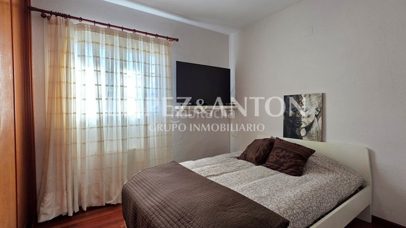 Foto 50359aaf-f605-4355-9670-24f3cf5c803d. Xalet amb xemeneia calefacció aparcament piscina a Eliana (l´)