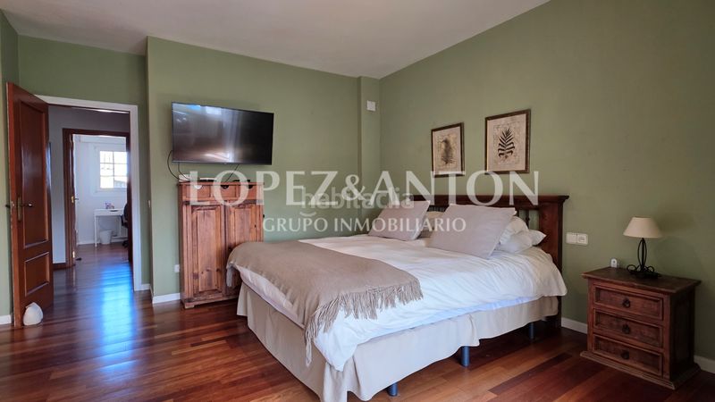 Foto df7abcf2-dda9-4463-9058-7597d5007a5c. Xalet amb xemeneia calefacció aparcament piscina a Eliana (l´)
