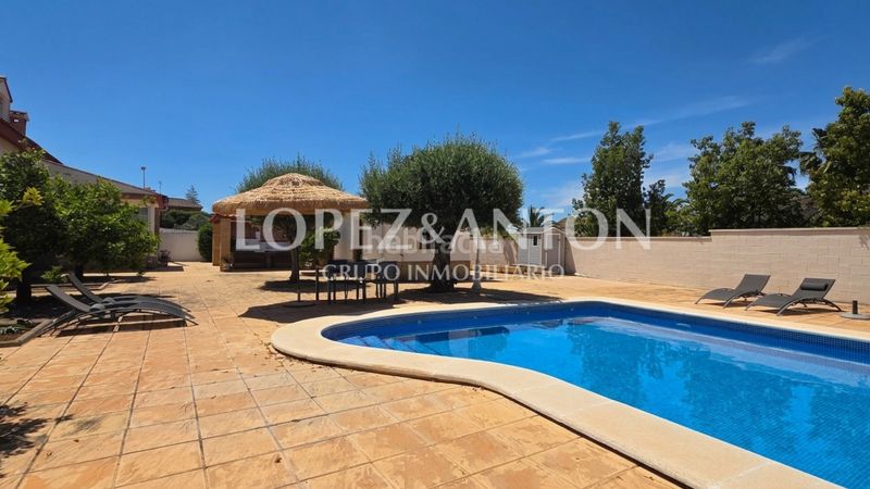 Foto 146e5003-e0f3-4be4-aeb8-a204a49da1fc. Chalet en El Carme-Sant Agustí-Bonavista Eliana (l´)