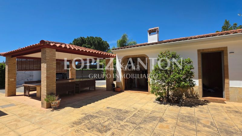 Foto 94c5a3ff-41c9-4c84-8f94-4aa5c7252805. Chalet en El Carme-Sant Agustí-Bonavista Eliana (l´)